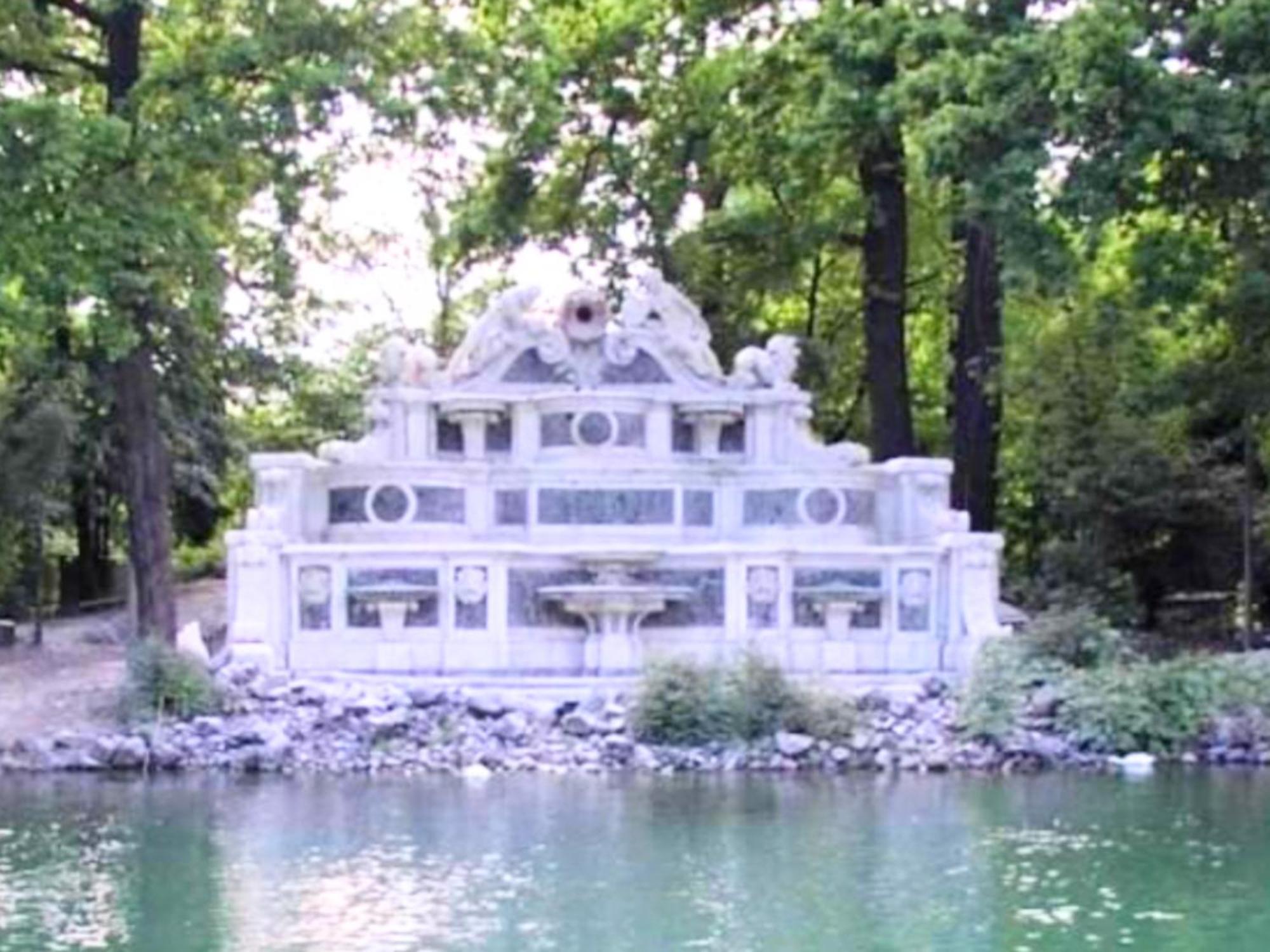Peppe Home Fontana Del Trianon Parma Zewnętrze zdjęcie